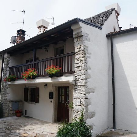 Casa Vacanze Alenka Borgo Grotta Gigante Eksteriør bilde